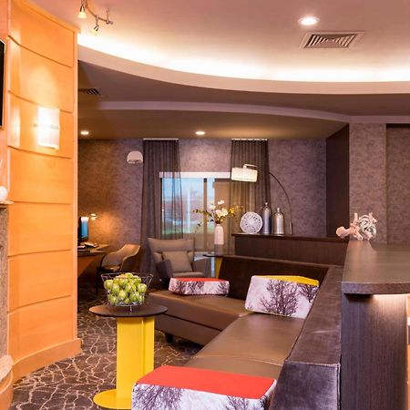 Springhill Suites Midland Buitenkant foto