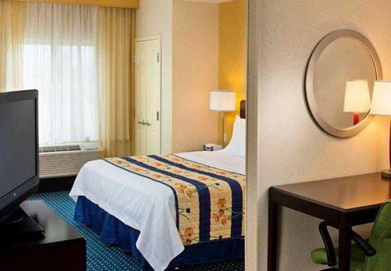 Springhill Suites Midland Buitenkant foto
