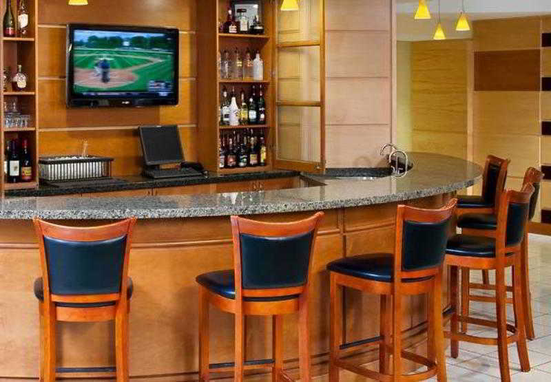 Springhill Suites Midland Buitenkant foto